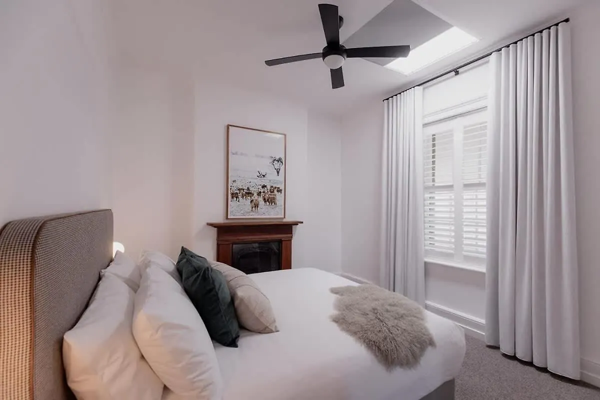 Harrington House Luxury Apartment In Cbd Hobart Australia
