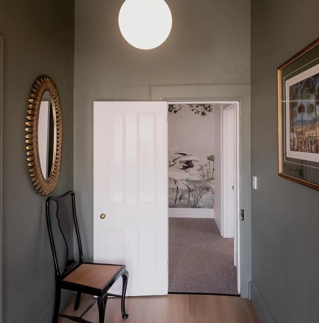 Harrington House Luxury Apartment In Cbd Hobart Australia